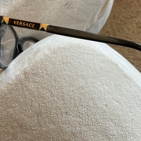 Versace eyeglasses frame - Picture 7 of 9